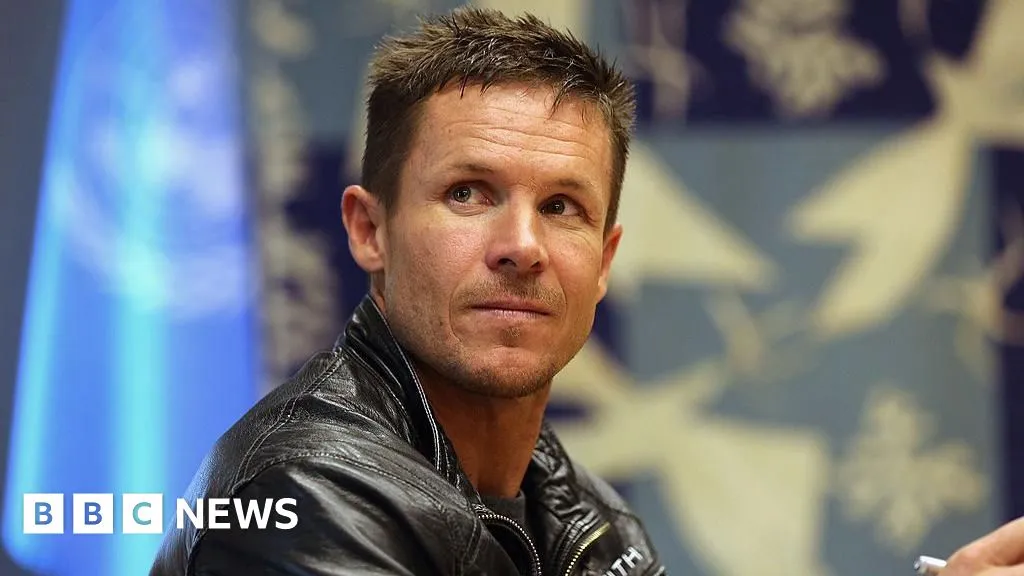 Felix Baumgartner, Pelompat dari Tepi Angkasa, Meninggal Saat Paralayang
